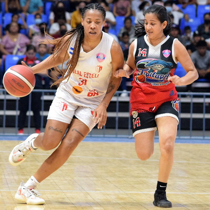 Costa Caribe avanza a los Cuartos de Final en Torneo de baloncesto femenino