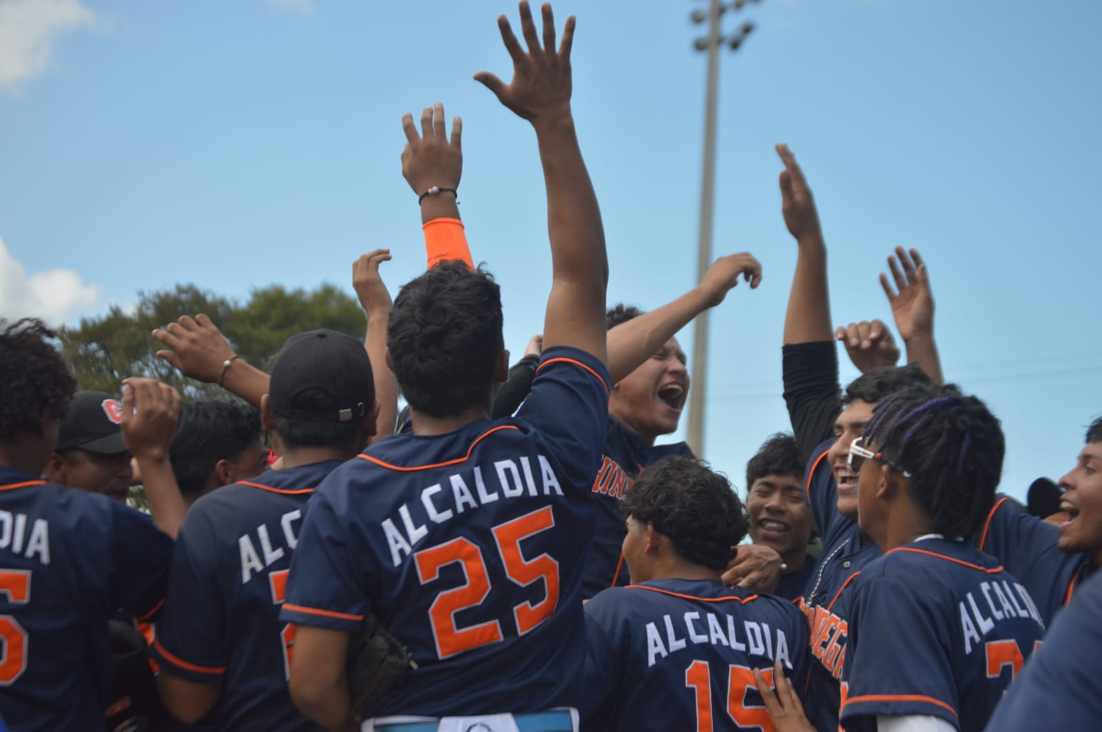 Otra vez Managua y Chinandega a la final del béisbol juvenil AAA