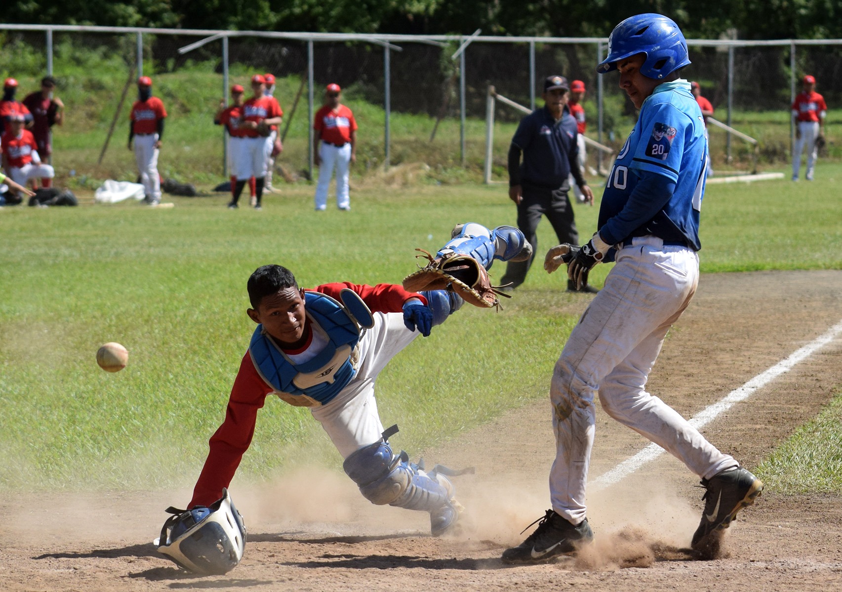 Managua y León se perfilan a semifinales, del Campeonato béisbol juvenil AA