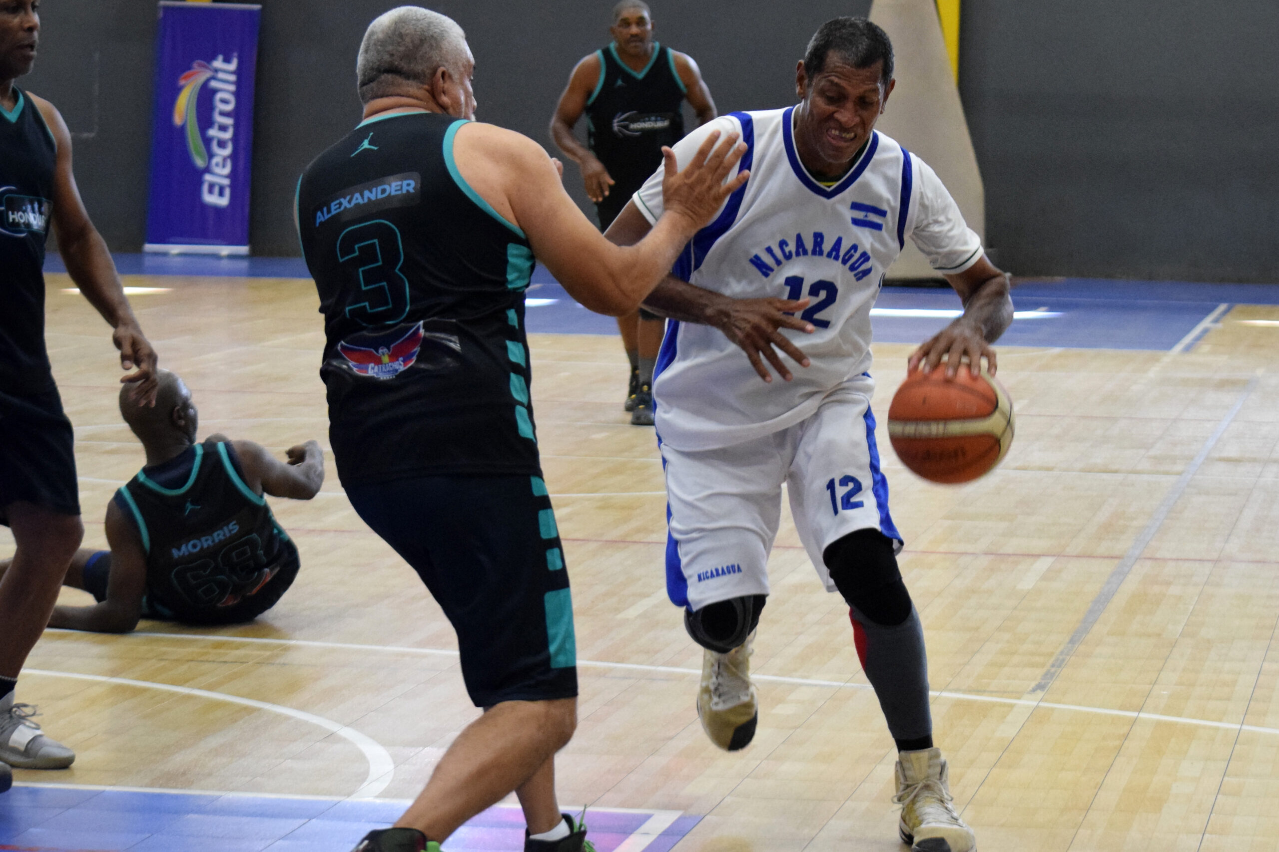 Nicaragua, sub campeona del Torneo CA de Maxibaloncesto