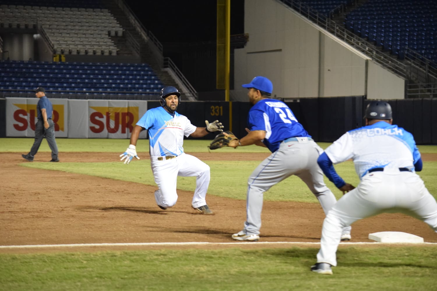 Nicaragua propina nocaut a Guatemala en Centroamericano de béisbol