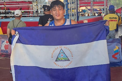 Nicaragua destaca en boxeo en juegos estudiantiles de Venezuela