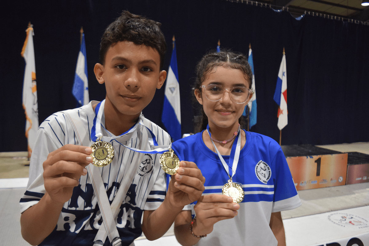 Nicaragua gana Oro en Campeonato Centroamericano U12 y U14 de Esgrima