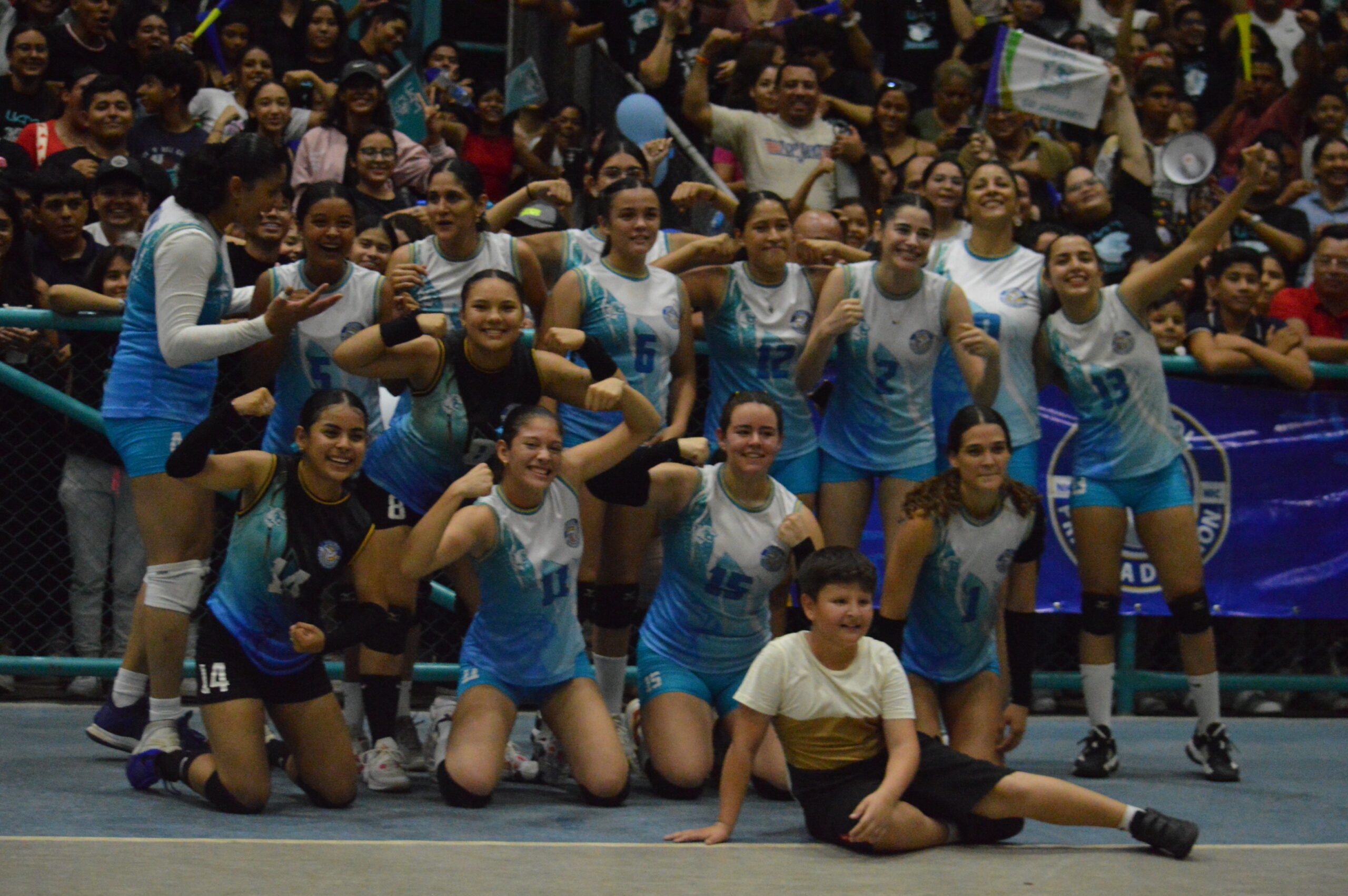 Jaguares de la UAM destronan a las Leonas en  voleibol femenino