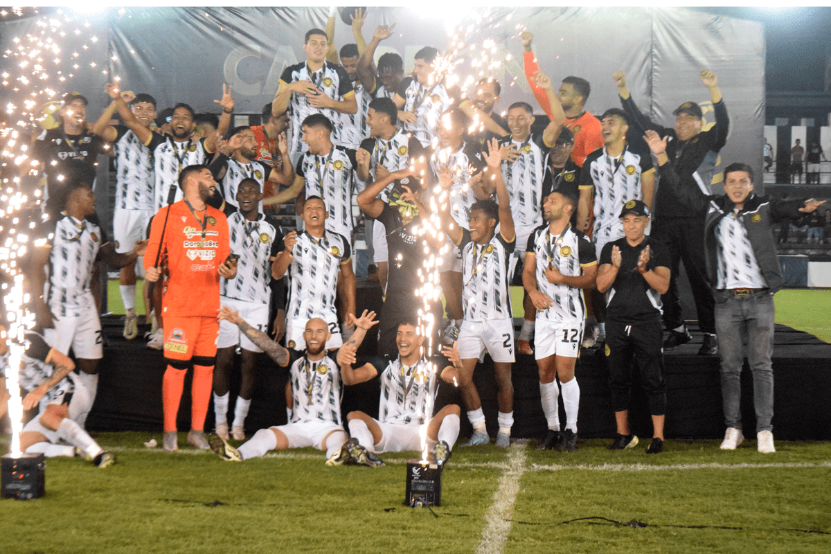 Diriangén campeón de Copa Primera