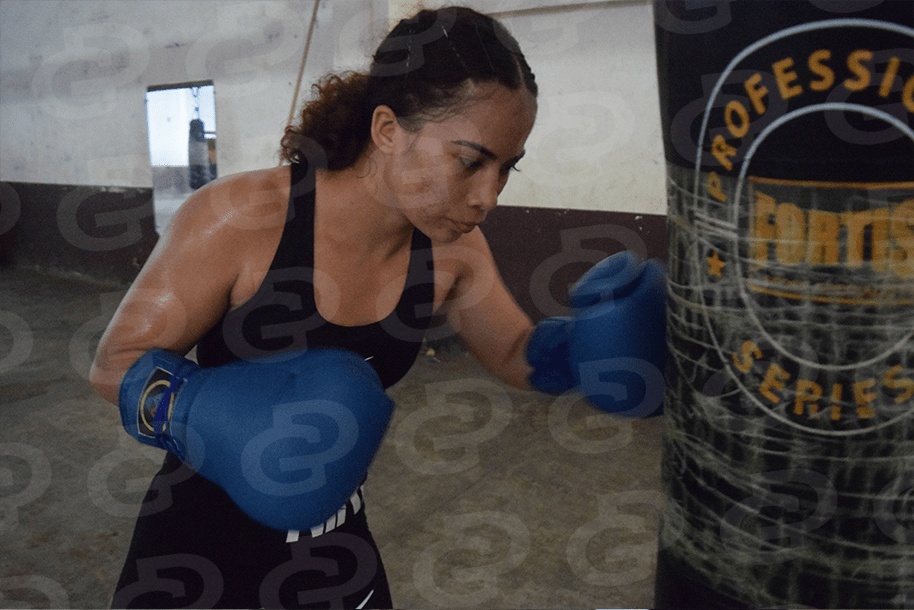 Eveling «La Colocha» Ortega, adrenalina sobre el ring