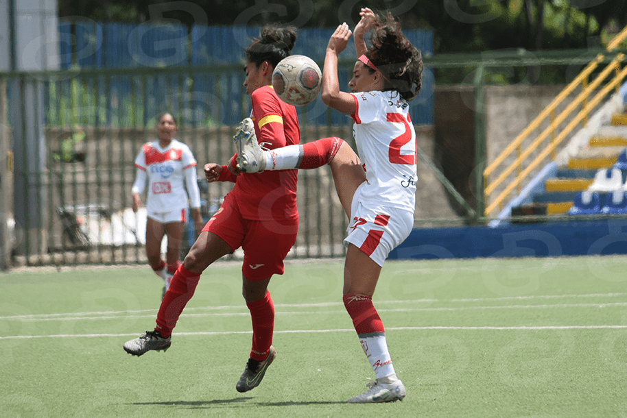 Final del fútbol femenino entre Somotillo FC y Real Estelí