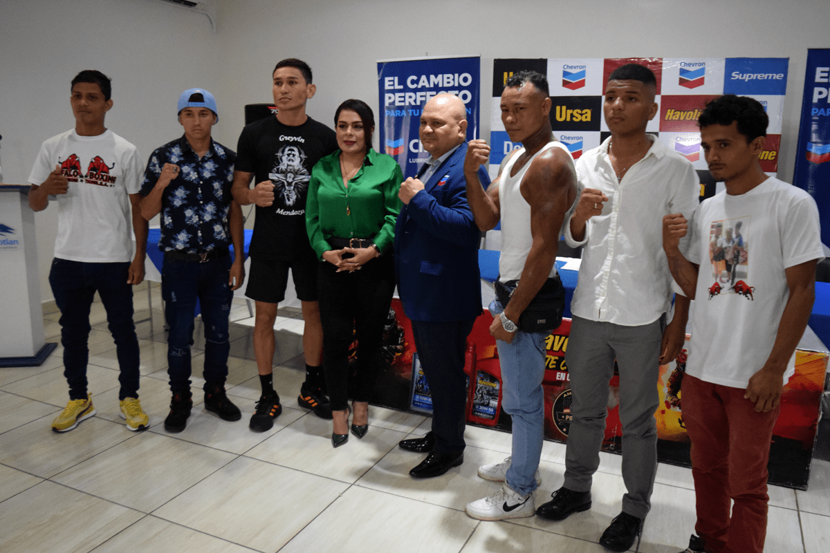 Encuentro de novatos en Búfalo Boxing