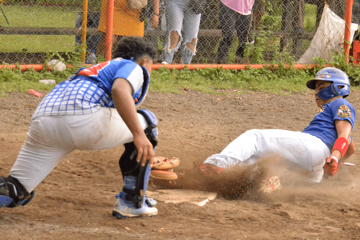 Campeón y subcampeón sobreviven