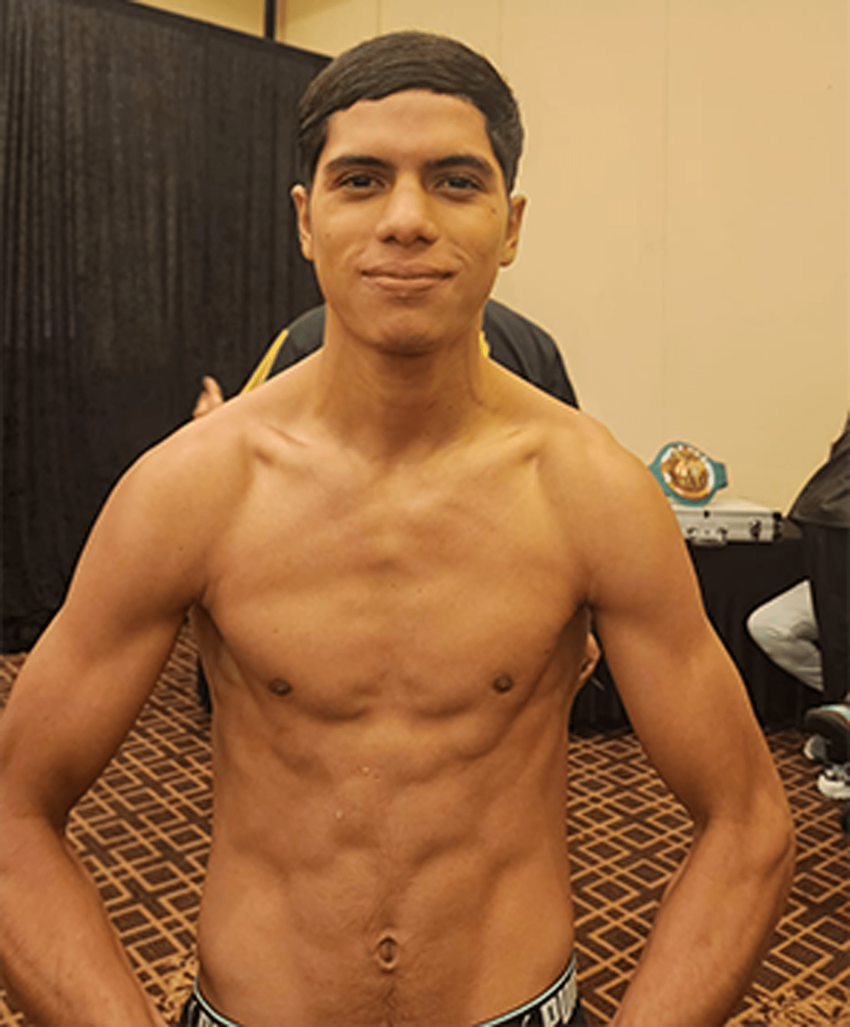 Jordan “La Cobrita” Orozco extiende su invicto
