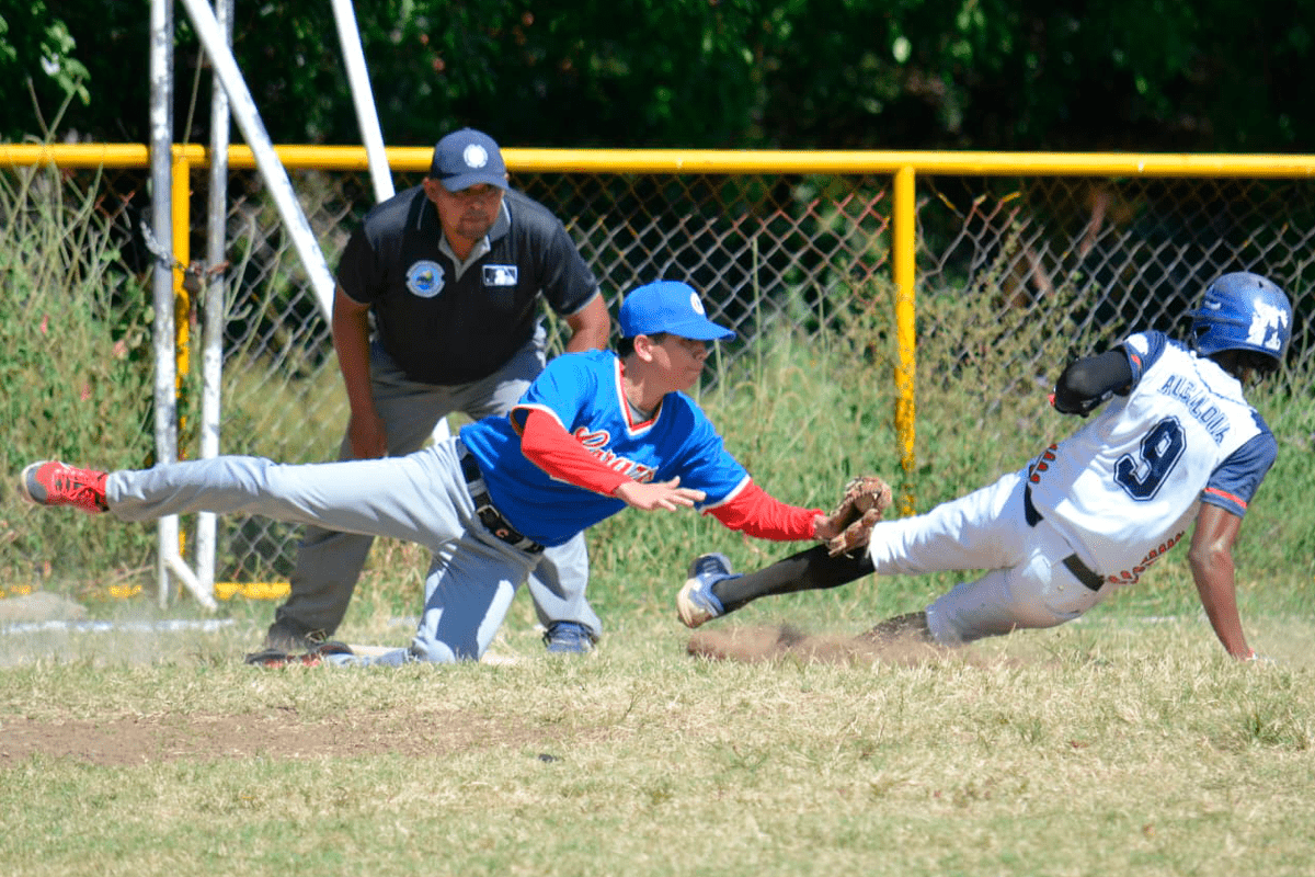 Vibrante inicio del Juvenil AAA