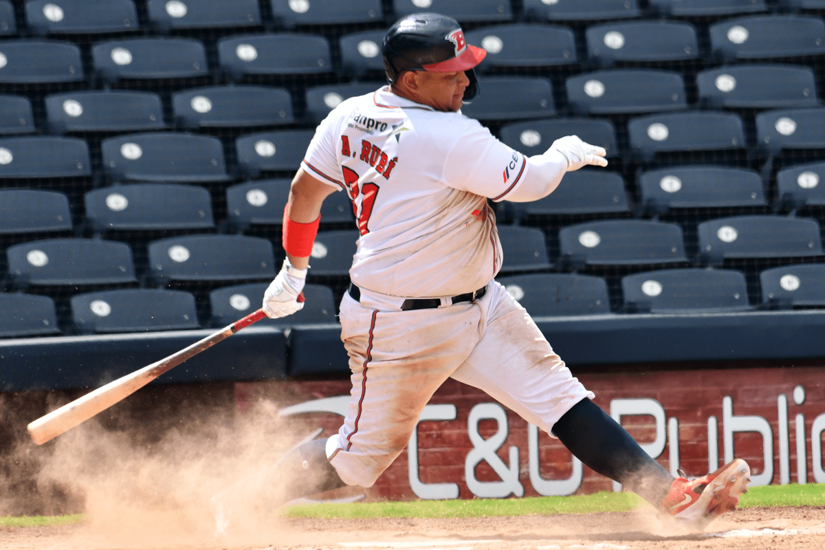 Bóer barre a Brumas y Granada remonta