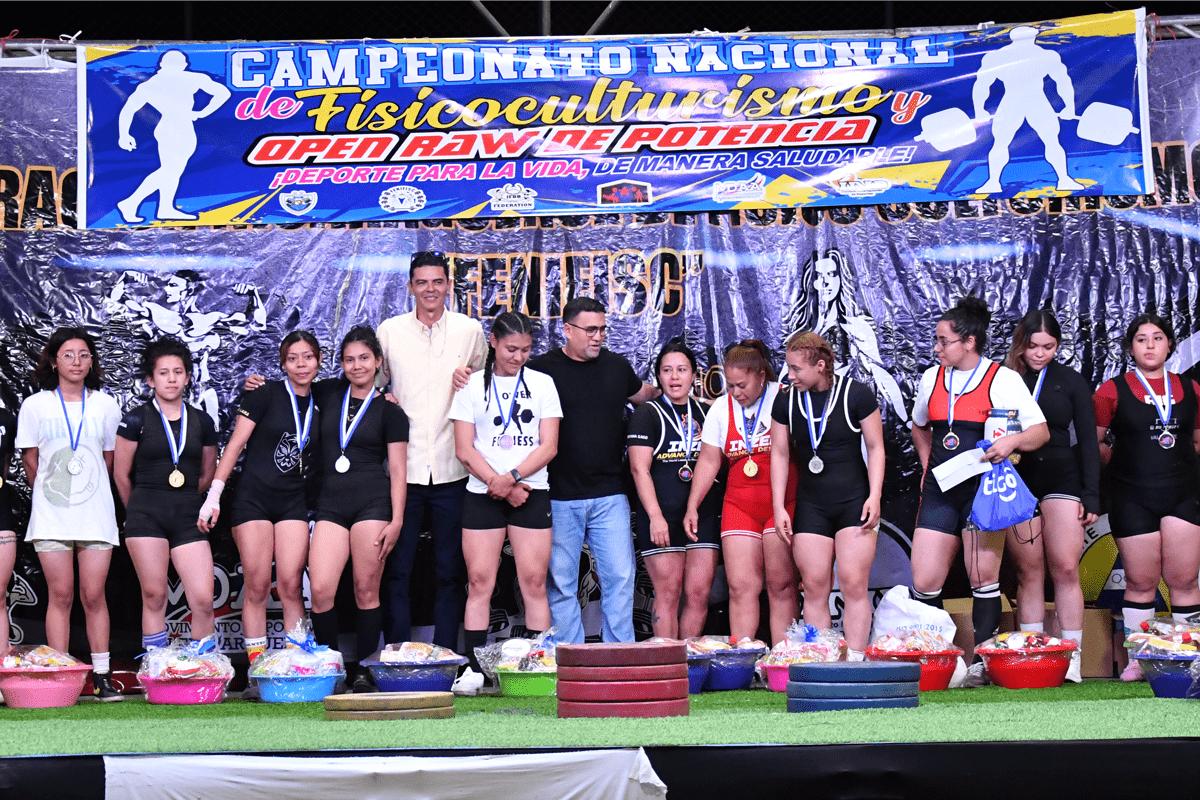 Francis Moncada campeona absoluta