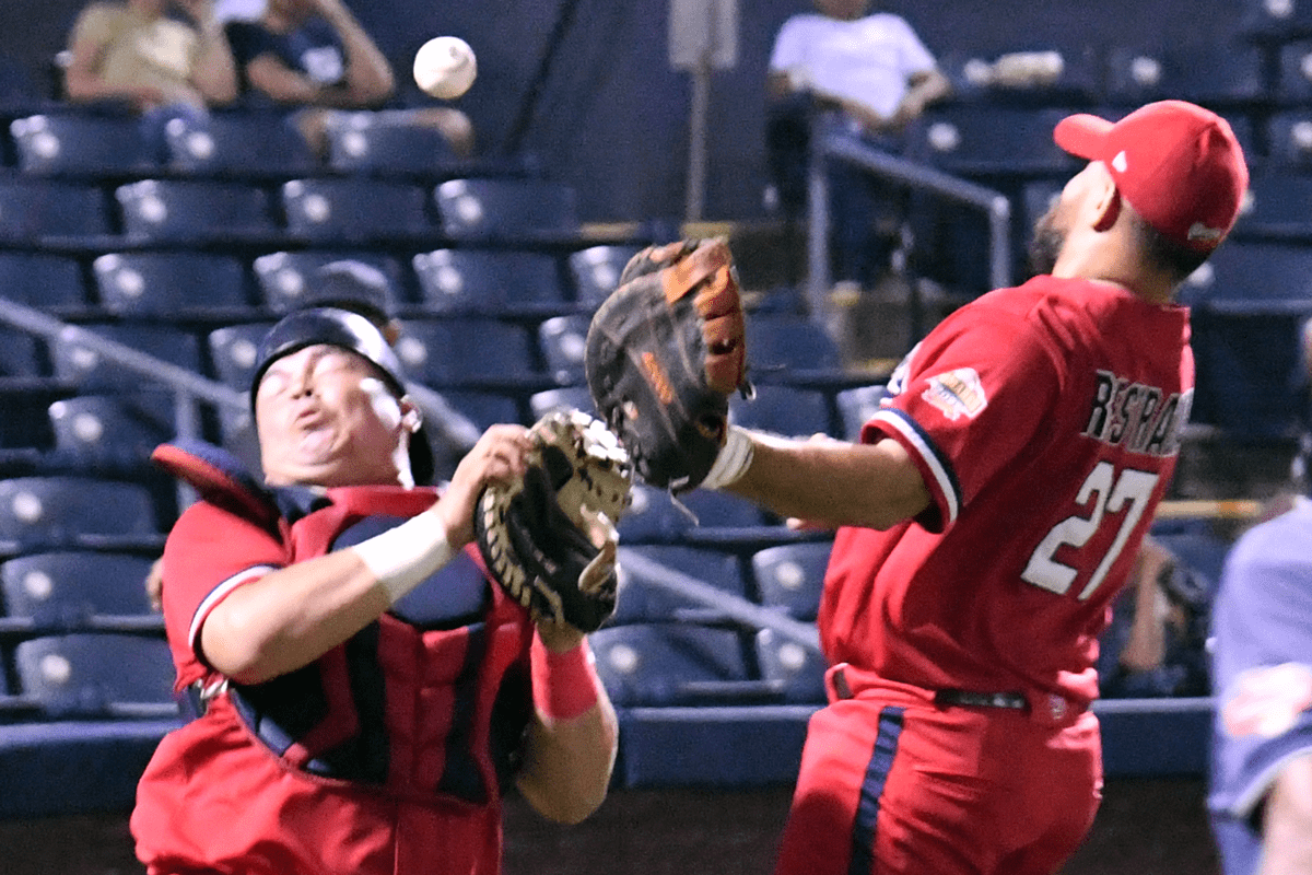 Béisbol GPO regala series intensas bajo lluvia