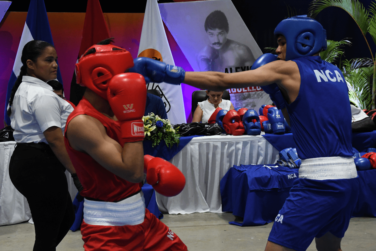 Boxeo olímpico recibe implementos
