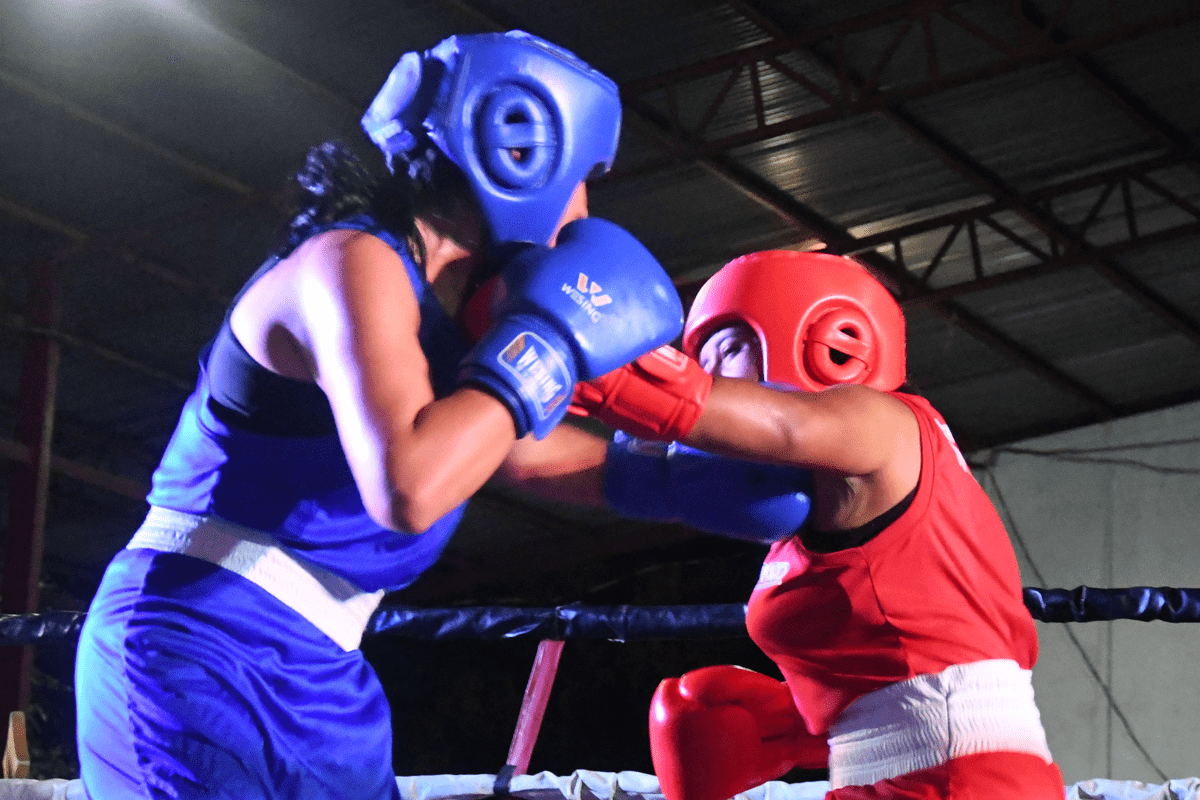 Feniboxa ‘golpea’ fuerte sumándose a la élite del boxeo mundial