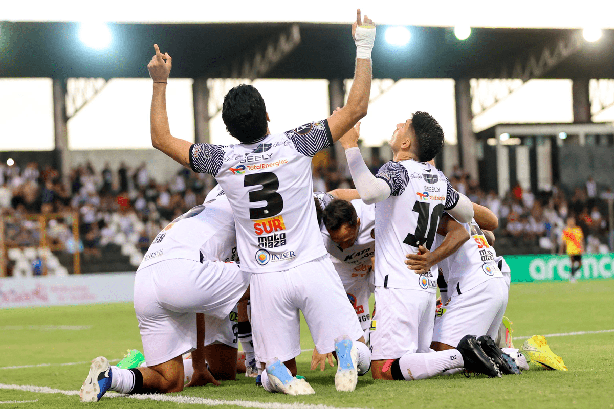 Histórico triunfo del Cacique Diriangén ante Herediano