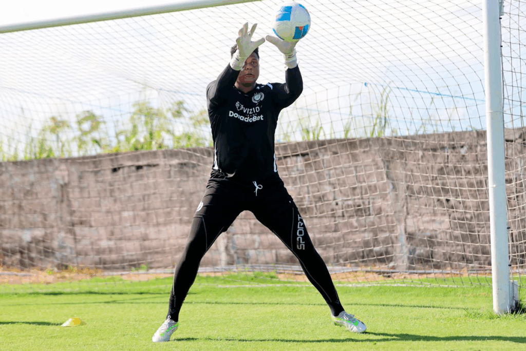 Cacique Diriangén se prepara en Panamá para enfrentar a Sporting San Miguelito.