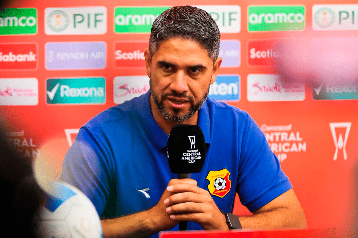 Salida de Pablo Salazar tras derrota ante Diriangén