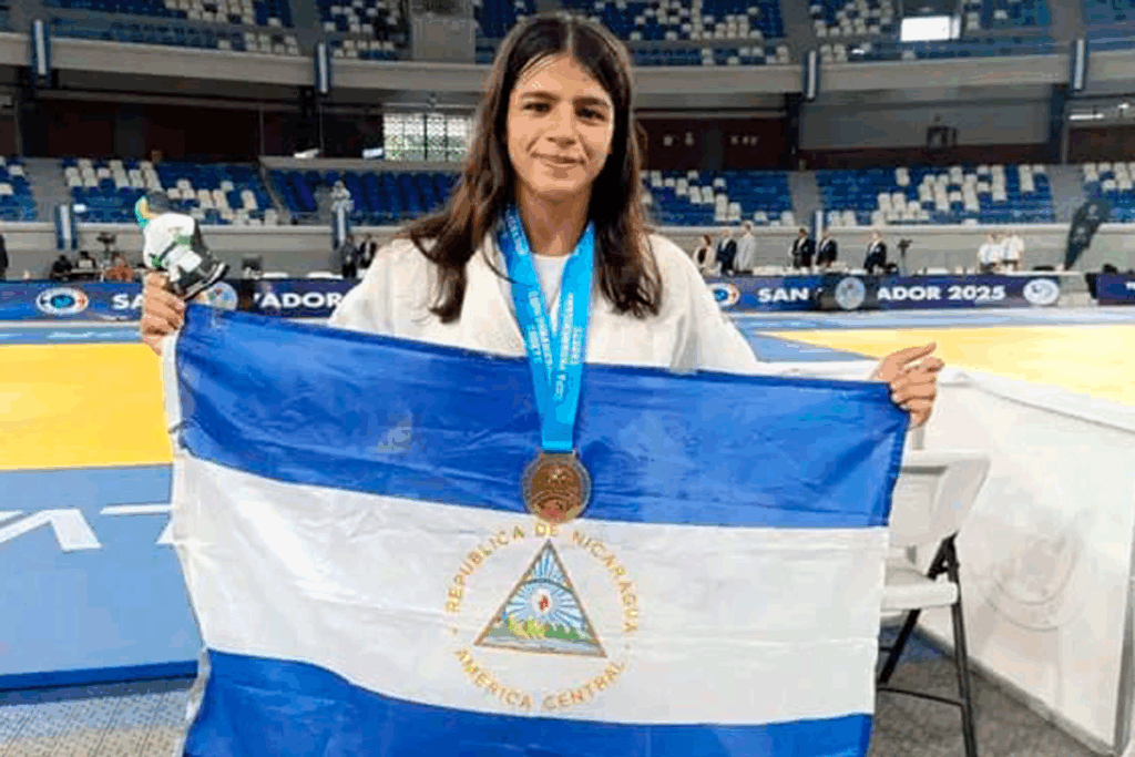 Eveling Raquel Arroliga