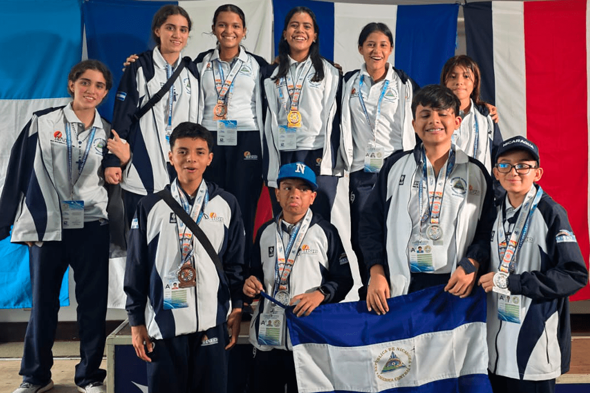 Nicaragua celebra primera medalla de oro y destaca en balonmano