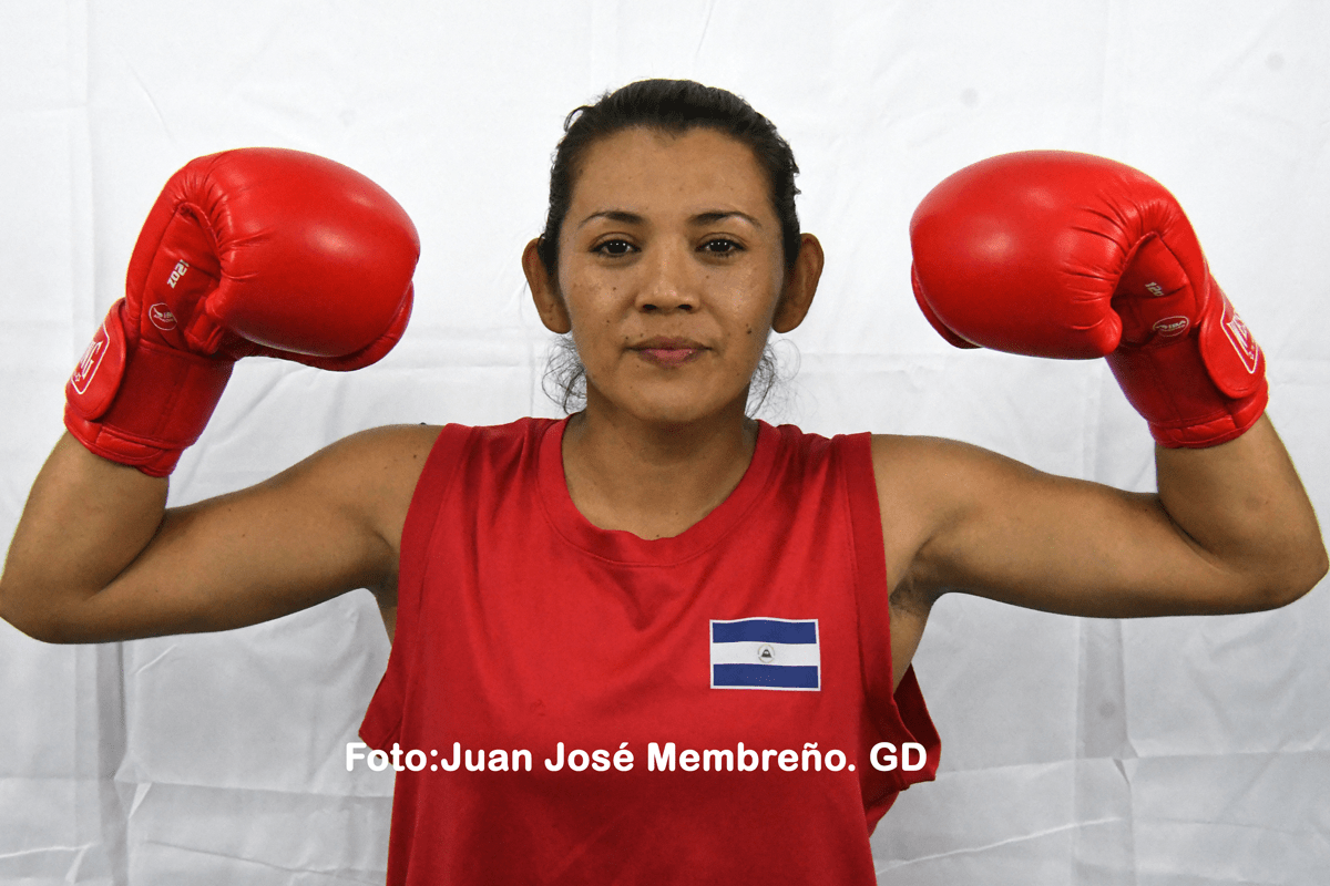 Edelma Picado y Andy Caballero destacan en el ring