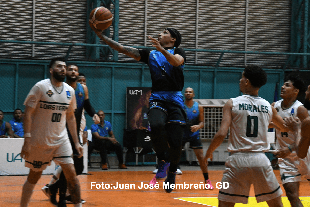 Jaguares UAM triunfan en tiempo extra en LSB