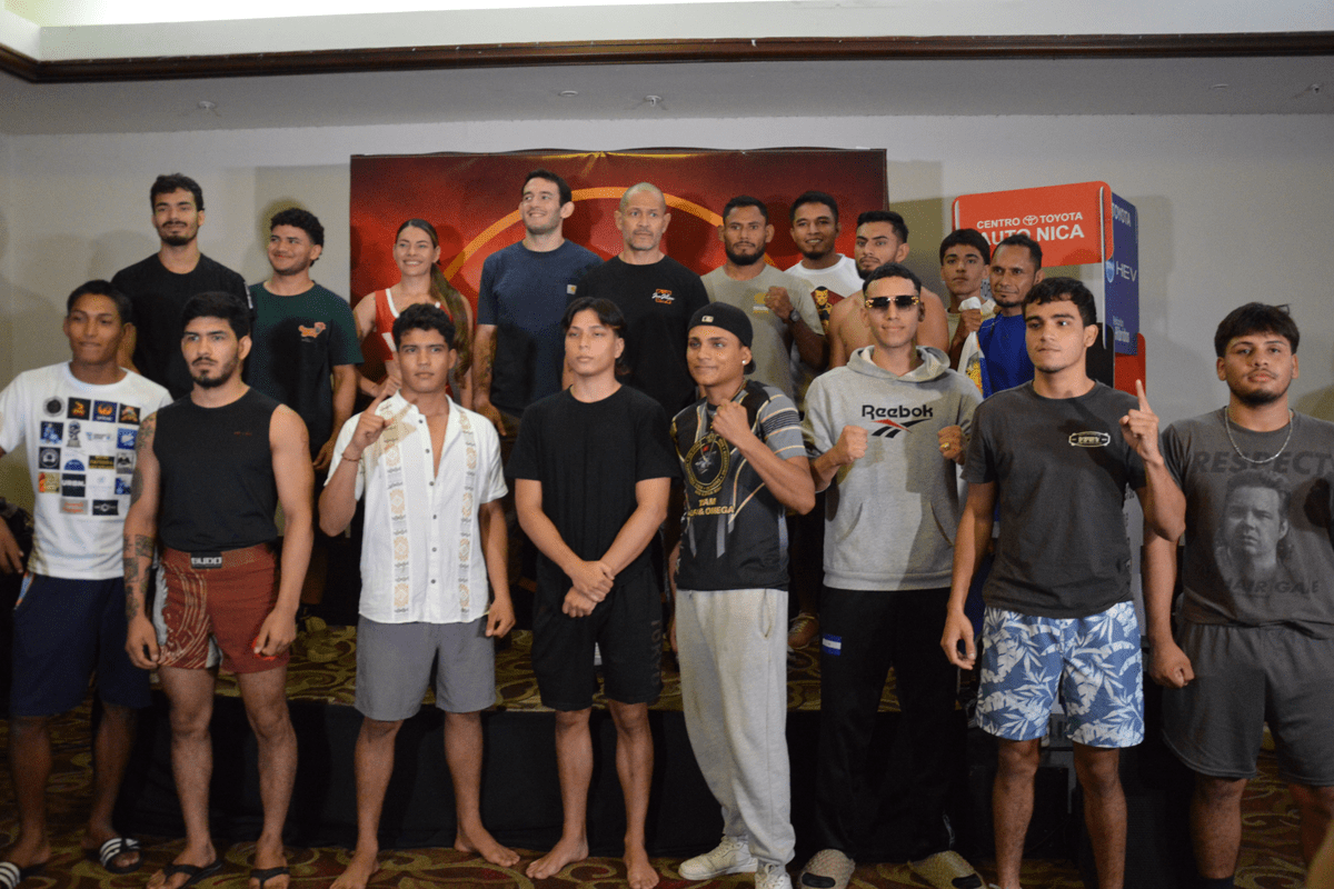 Volcan Fight League debuta con nueve combates de alto voltaje