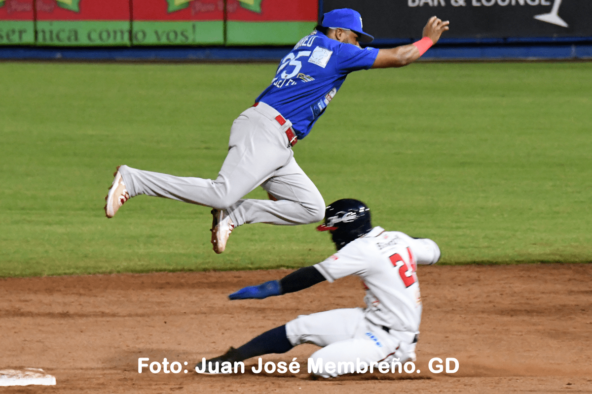 Tigres por fin ven la victoria en la profesional