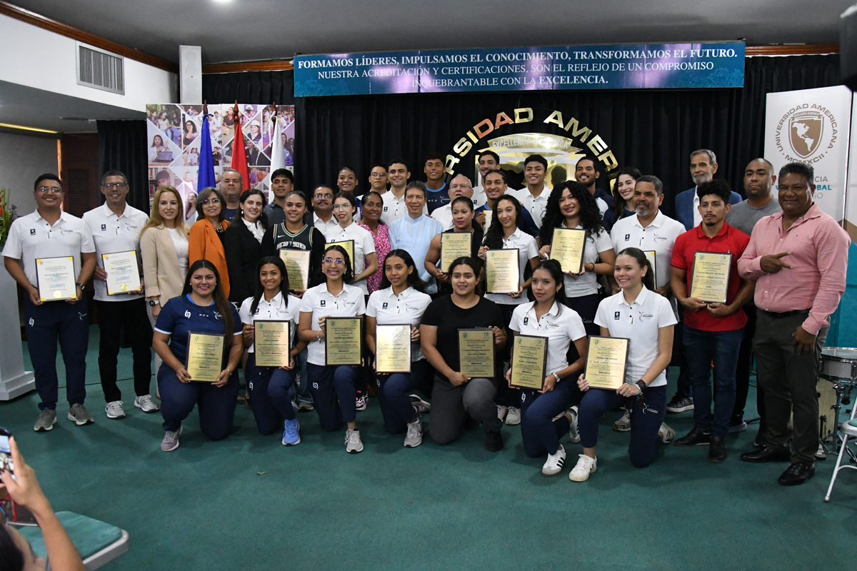 UAM premia Excelencia Deportiva de felinos en Juegos Centroamericanos