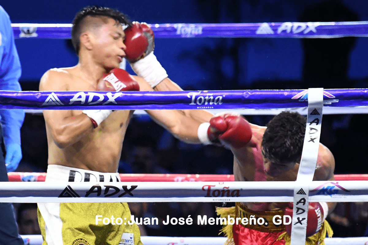 Chontaleño se impuso a mexicano en cartelera rumbo al mundial