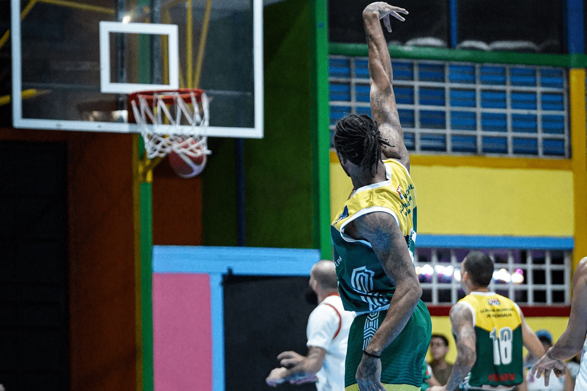 Jinotega sigue con vida y fuerza la serie en semifinales