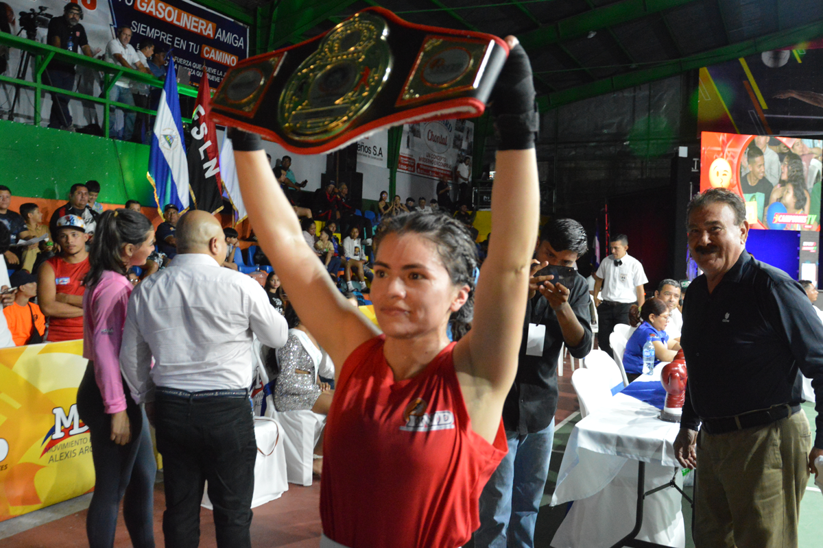 Tradición y grandes combates en XII Campeonato de Campeones