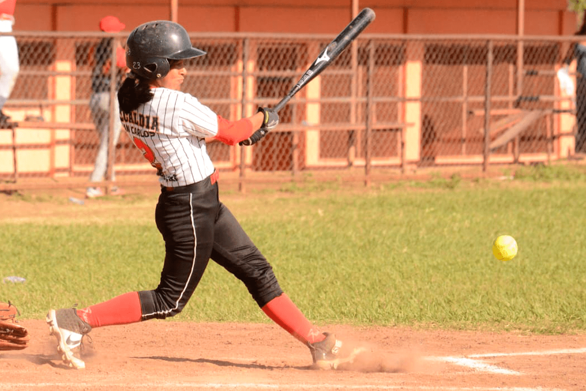 Managua y Chinandega brillan en el Softbol Femenino U23