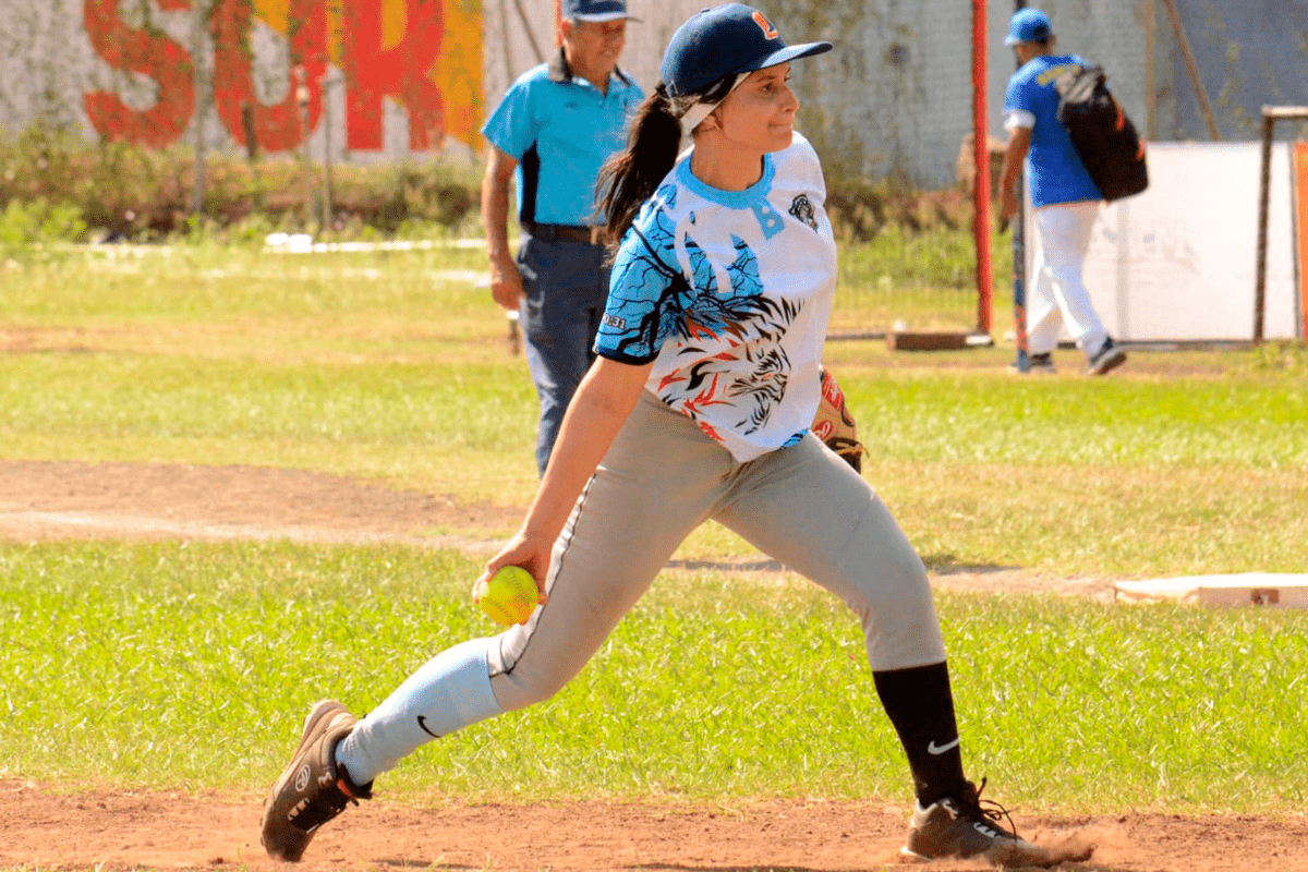 Softbol Femenino U23 en acción en Managua