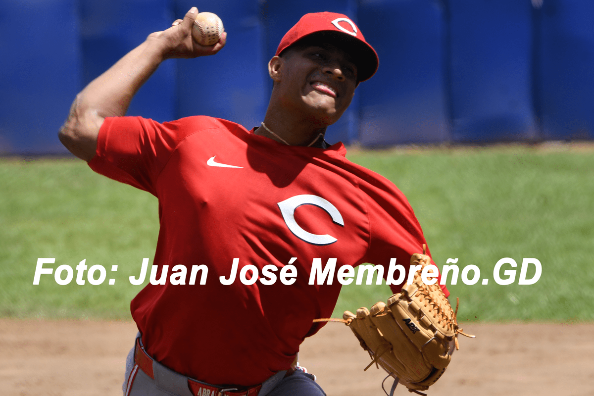 Abraham Gaitán, el pitcher de Cincinnati que vive en Tipitapa