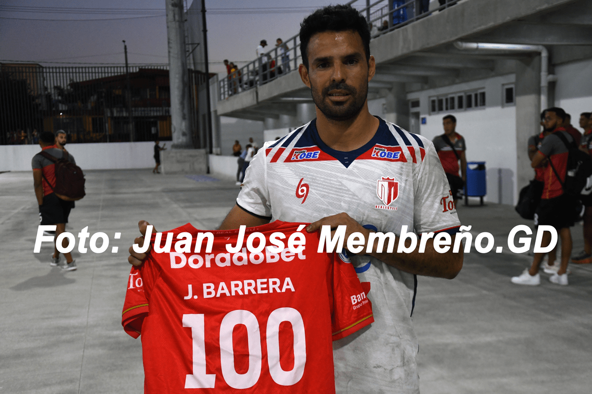 Un Barrera histórico golea al Ferreti