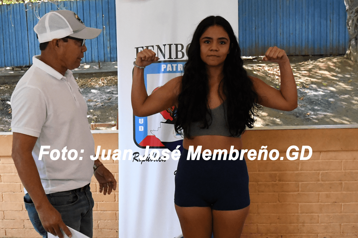 Doble jornada de boxeo amateur e internacional