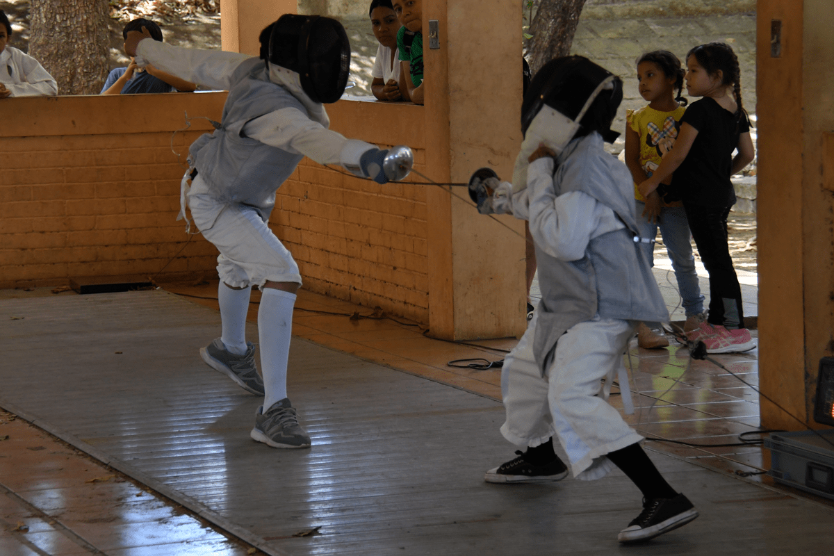 Nuevos talentos brillan en el Nacional U12 de Esgrima