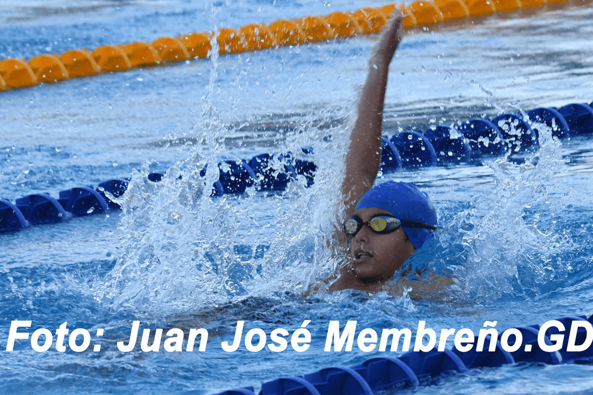 Hermanos Blandón conquistan récords en Nacional de Natación