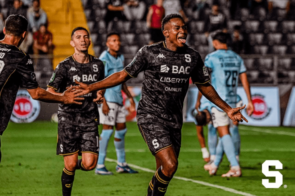 Sporting sorprende en Tibás y frena racha del Saprissa