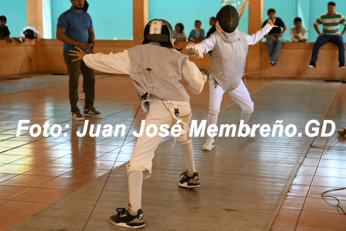 Floretistas destacan en Nacional U14 de Esgrima 2026