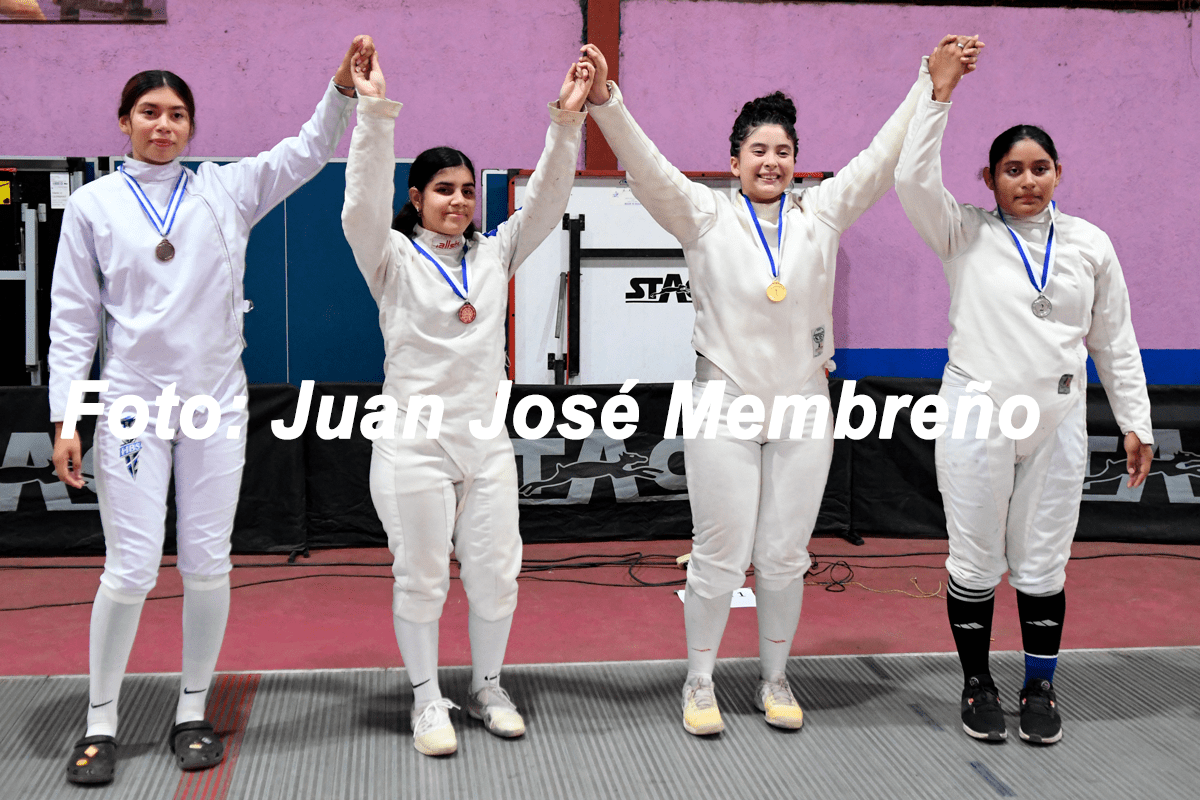 Mejores floretistas reciben medallas