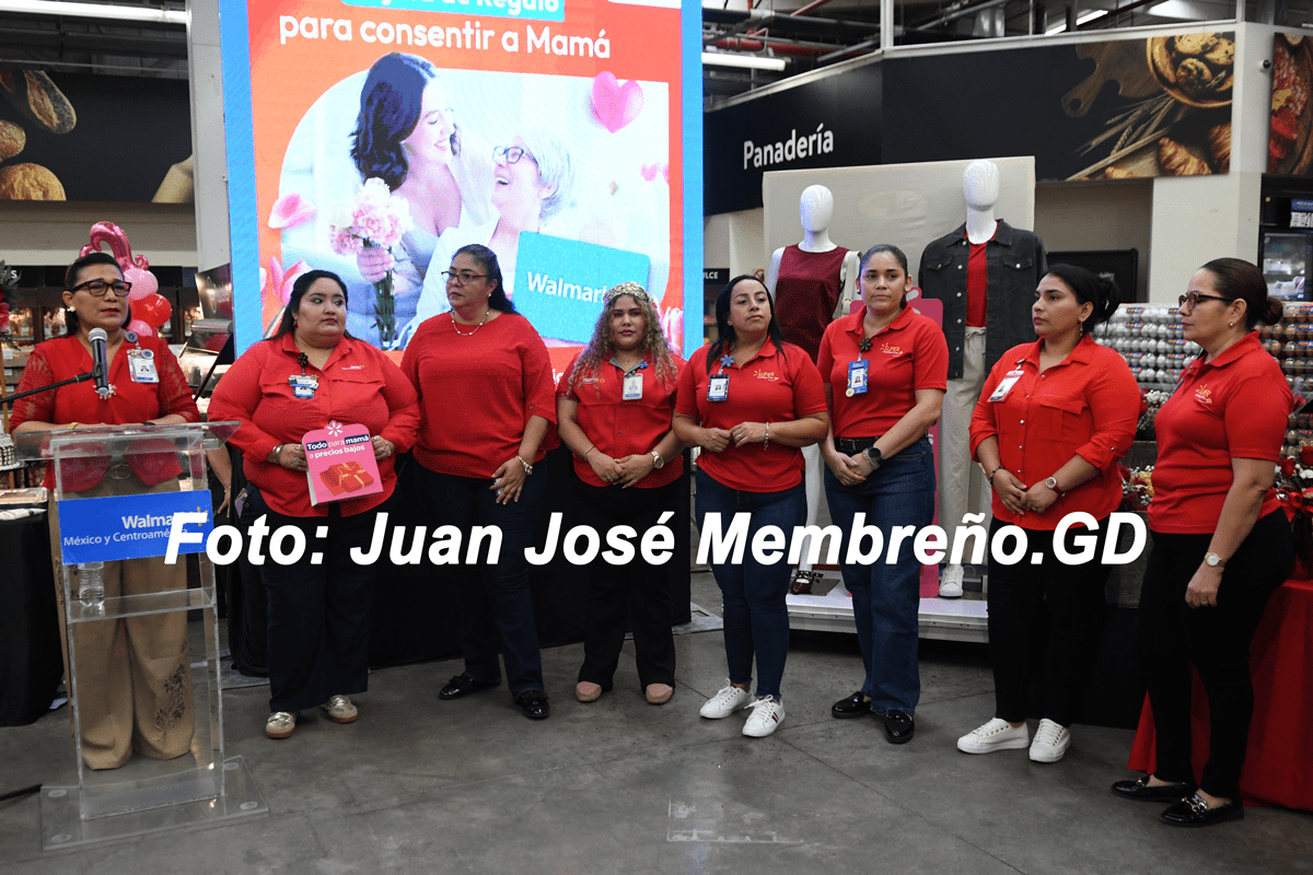 Walmart celebra a mamá con descuentos y financiamiento