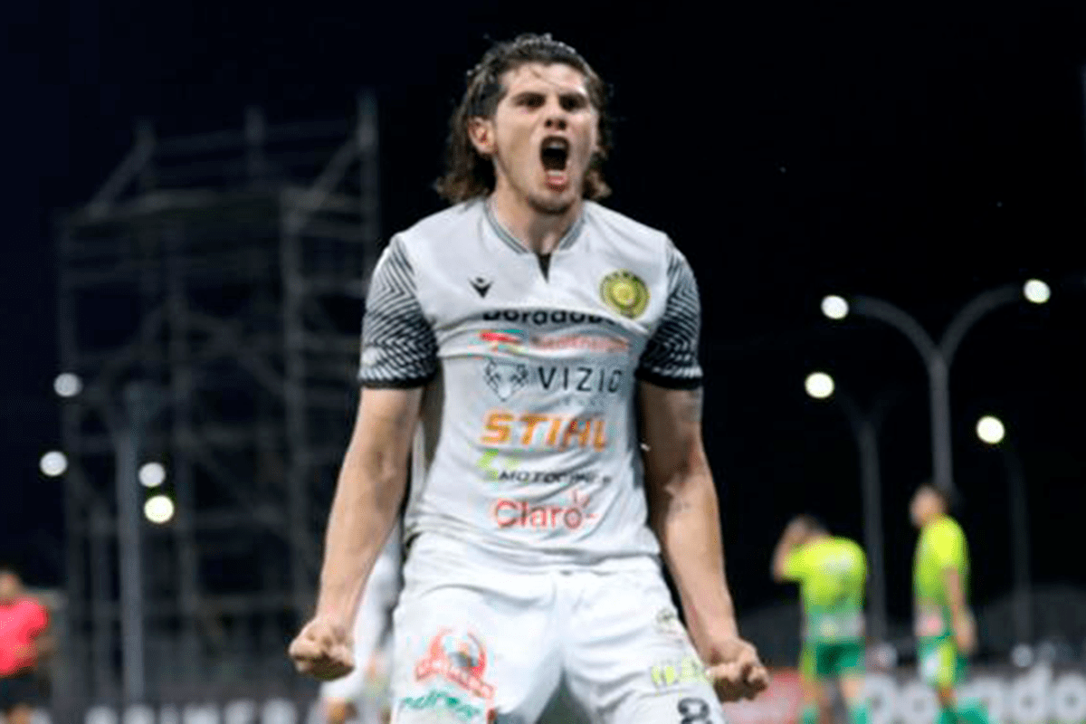 Caciques y Estelí pasan el susto y a la final