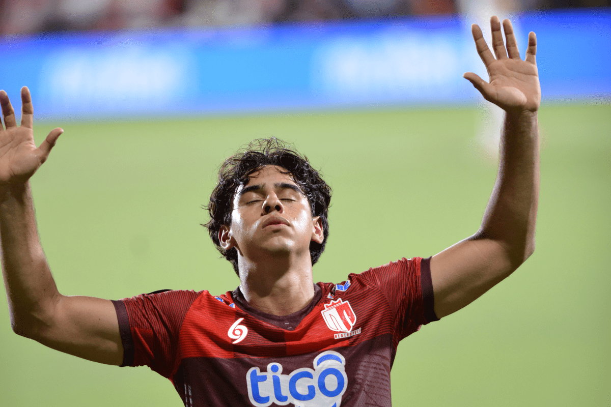 Real Estelí arrolla al Alianza y va por el liderato