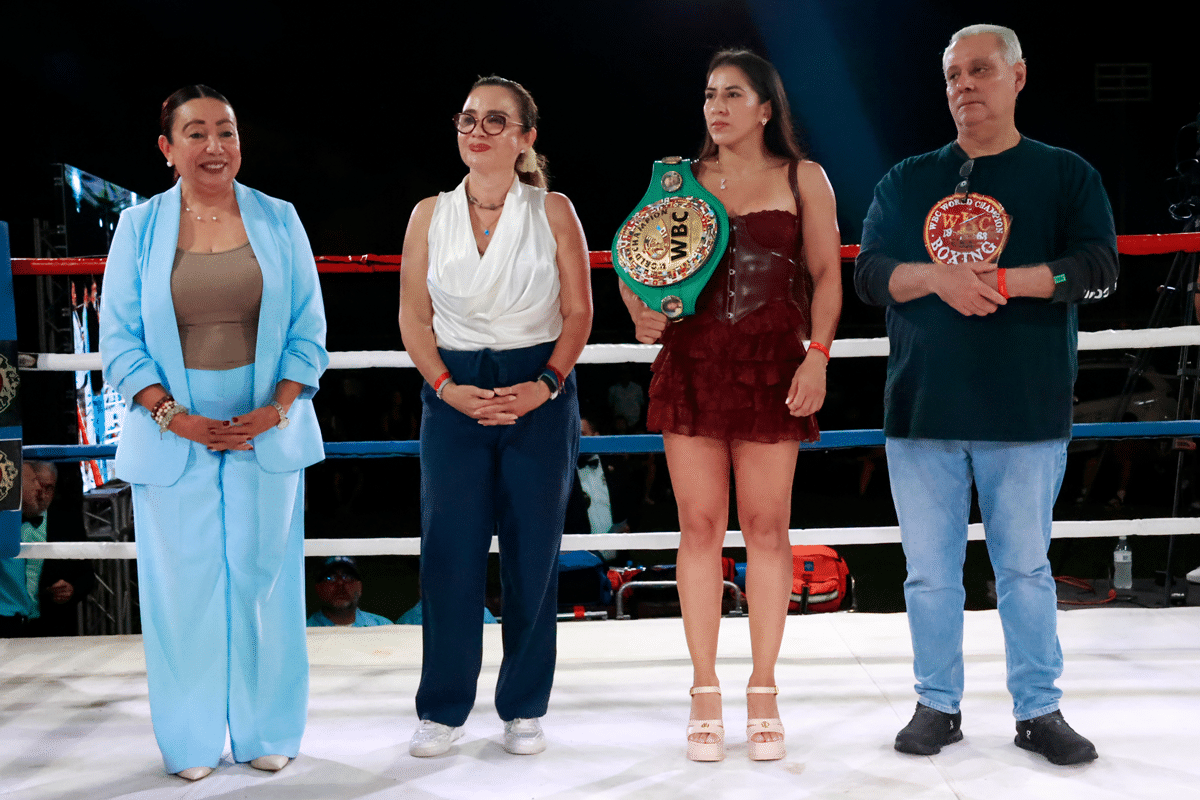 WBC reconoce a edil de Carrillo por su apoyo al boxeo